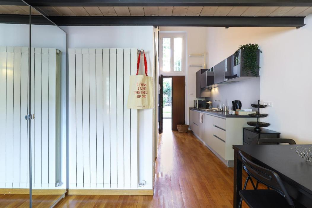 Paki Home Nel Cuore Dei Navigli Di Milano Milão Exterior foto