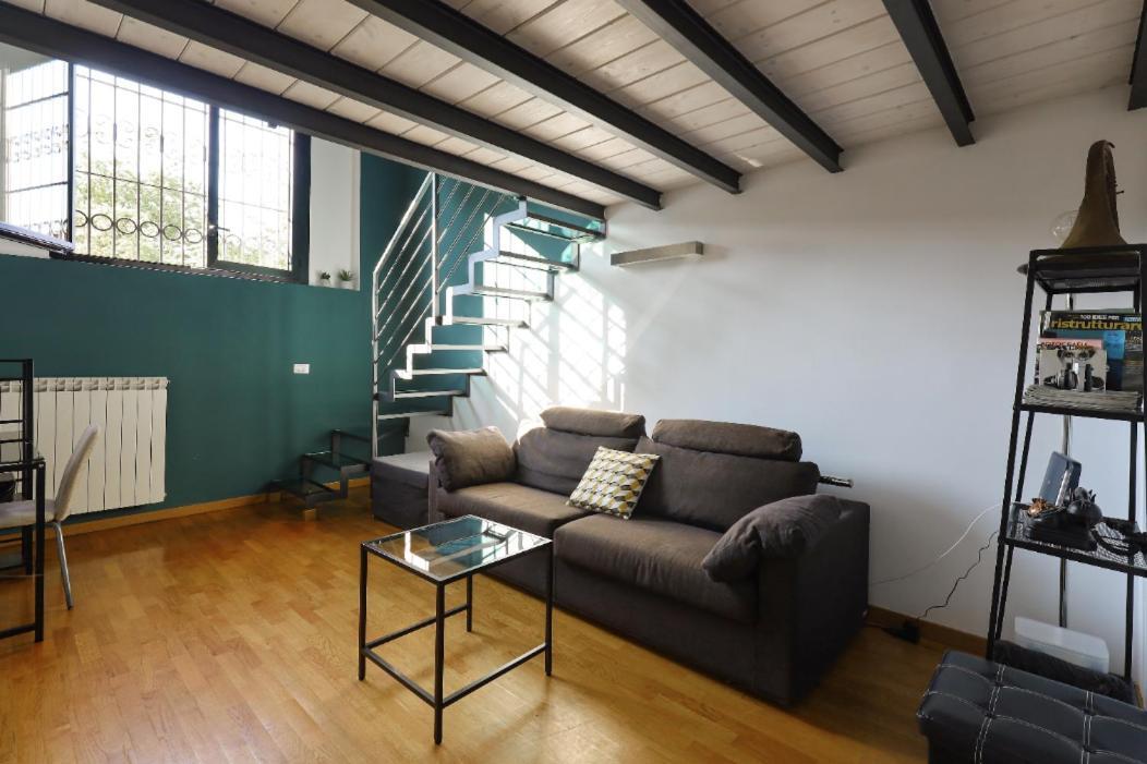 Paki Home Nel Cuore Dei Navigli Di Milano Milão Exterior foto